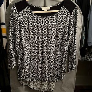 Women's lightweight dress shirt